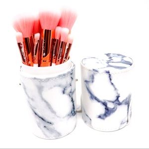 Adore Glamour Marble Brush Set